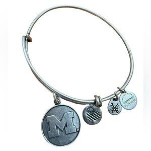 Alex and Ani University of Michigan Rafaelian
Silver Bangle Bracelet